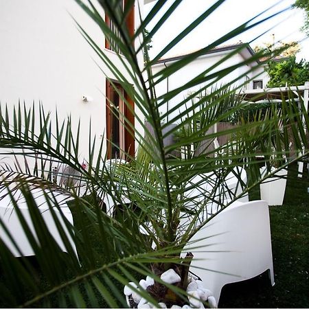 شقة Casa Mia ديسينسانو ديل غاردا المظهر الخارجي الصورة