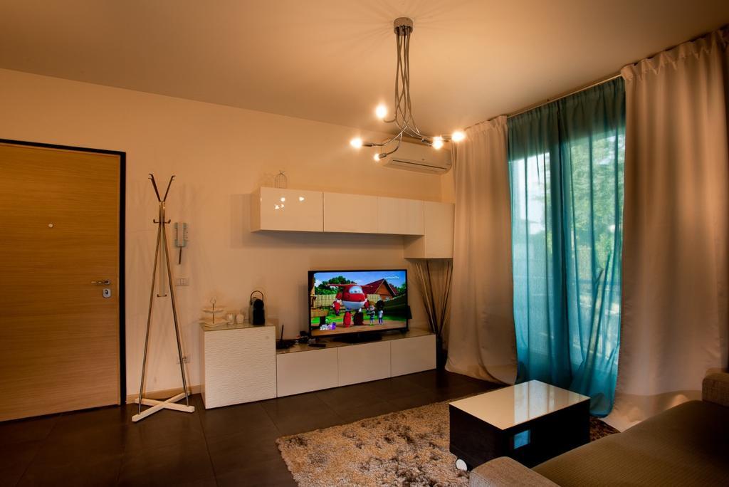 شقة Casa Mia ديسينسانو ديل غاردا المظهر الخارجي الصورة